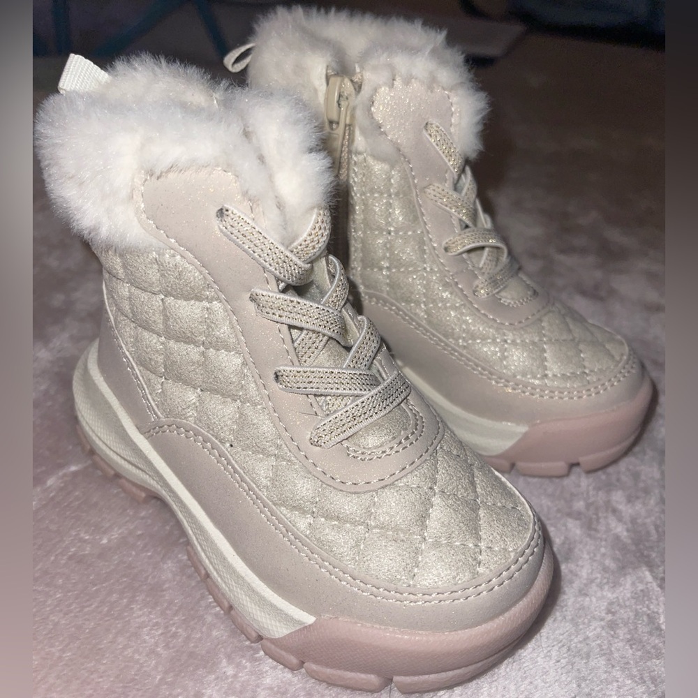 Kids OshKosh  Beige Winter Boots